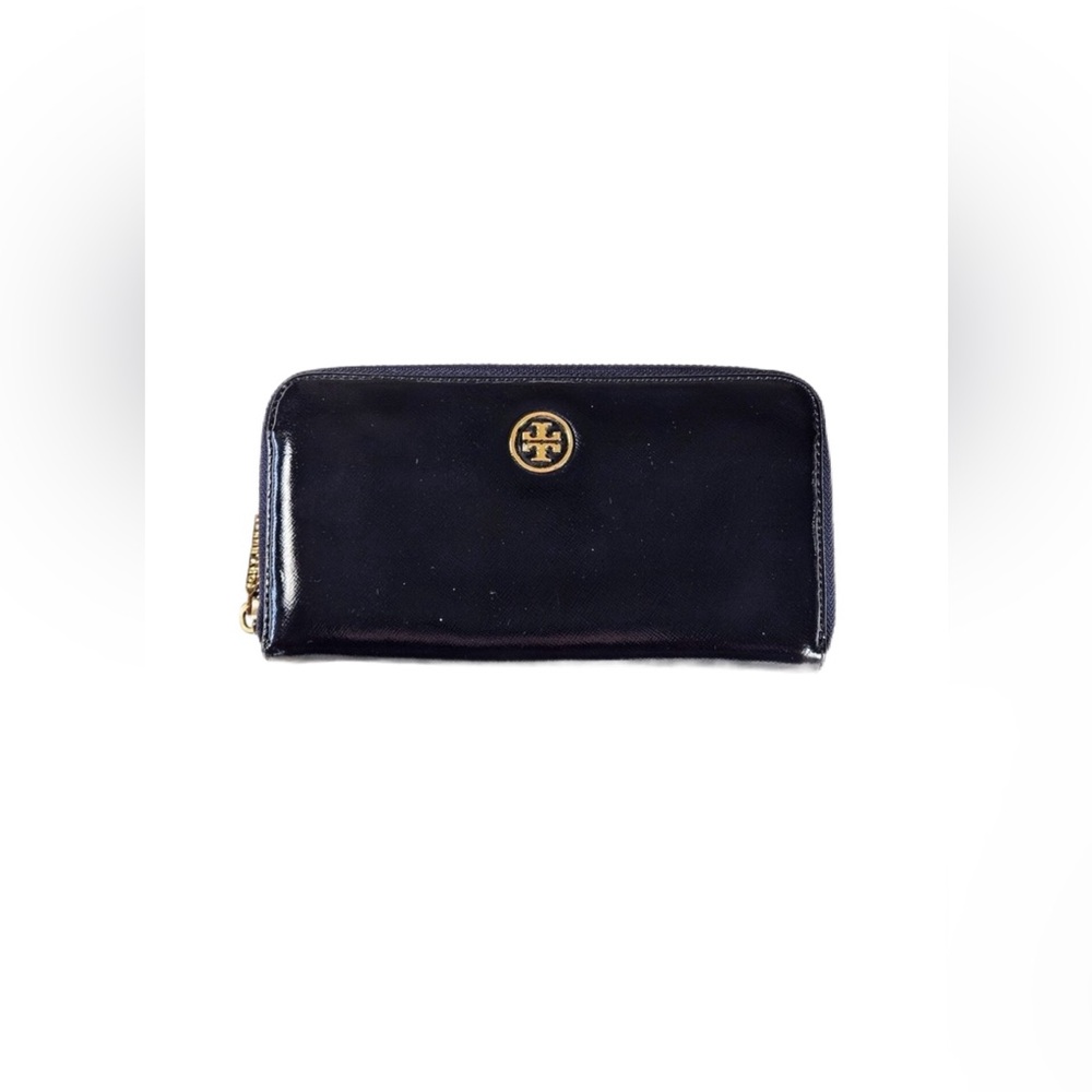 Tory Burch black patent leather Zip Wallet with Gold Logo